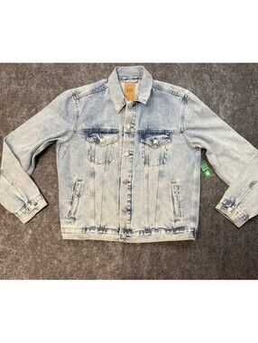 GAP Mens Medium Light Wash Denim Trucker Jacket Button Front 100% Cotton NWT